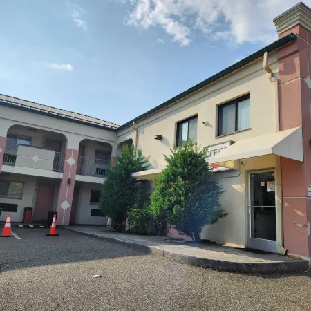 West View Motel Отели в г. Норт-Берген