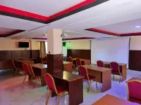 Helsinki Hotel Nyamira - 3 estrellas