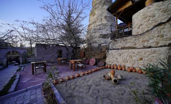 Glory Art Stone House