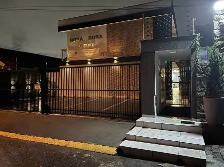 Bora Bora Residence Отели в г. Pirabeiraba