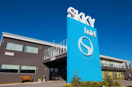 Skky Hotel Отели в г. Юкон