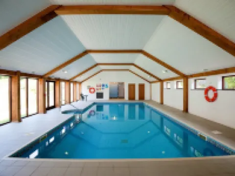 Green Acres Cottages Hotels in Par