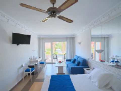 Playacapricho Hotels in Poniente Almeriense