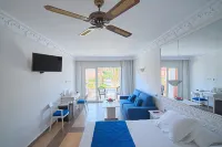 Playacapricho Hotels in Almerimar