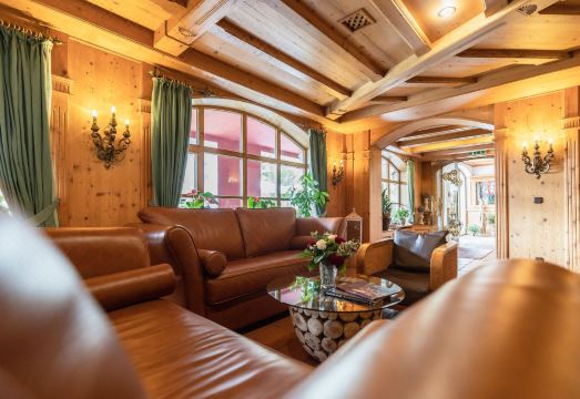 5. 호텔 블라우에 ..