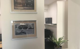 Carlton Suites