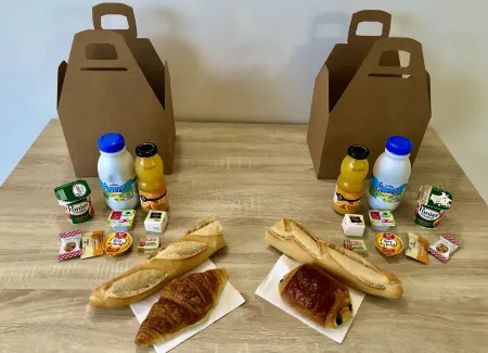 Lou Meinado, un Concept "comme à l'hôtel" Отели в г. Сен-Мартен-де-Кро