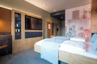 RiKu Hotel Reutlingen Hotels near Maximilianbrunnen