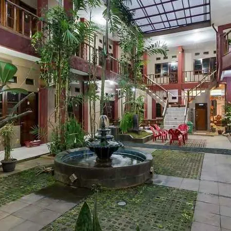 Sans Hotel Grand Jitra Syariah Bengkulu Отели в г. Бенгкулу