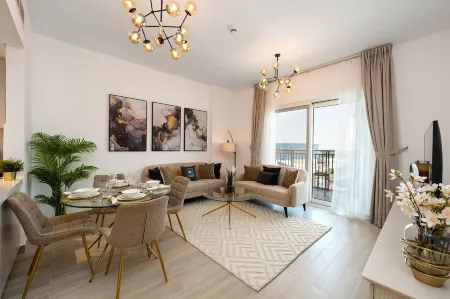 Maison Privee - Chic Apt on Yas Island Cls to All Main Attractions Отели рядом с достопримечательностью «du Arena»