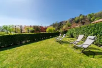 Panorama Lake and Garden by Wonderful Italy