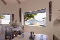 OceanBlue Resort - ติดทะเล