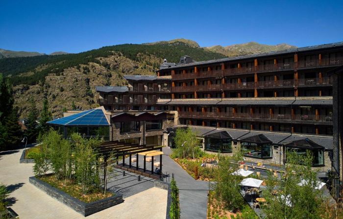 Lodge Park Hotel