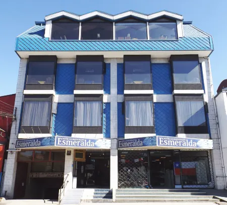 Hotel Esmeralda Отели в г. Чилоэ