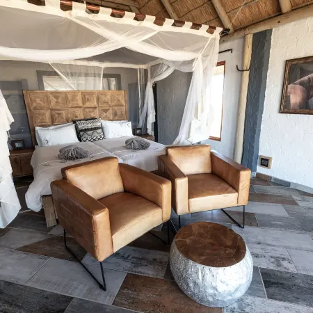 Desert Homestead Lodge l Ondili