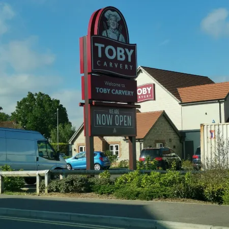 Langley Haven - 3 Br House Отели рядом с достопримечательностью «Бренчли Гарденс»