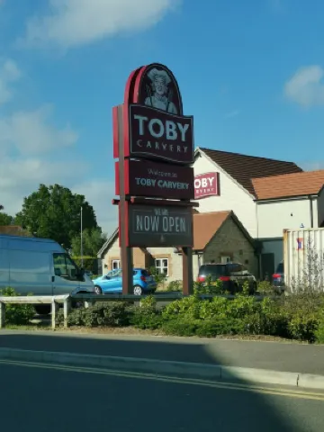 Langley Haven - 3 Br House Hotels near Brenchley Gardens