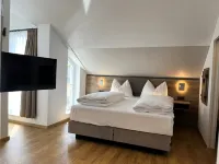 Westside Hotel Hotels in Dachau