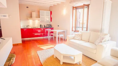 Old Town Alley - Italian Homing Отели рядом со станцией Desenzano - Via Gramsci, 13