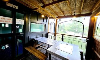 Poam Mountain Pool Villa Pension