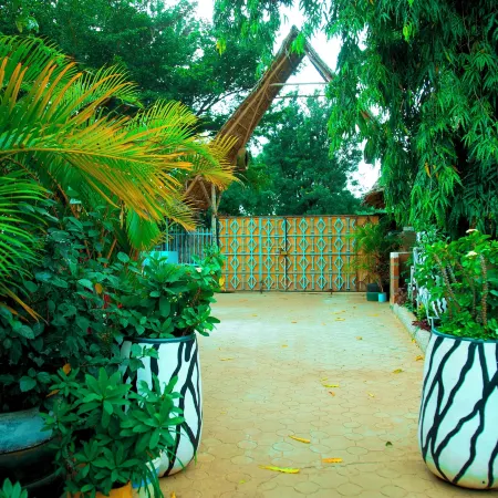 Royal Wonders Hotel