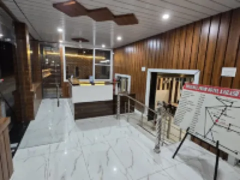 Hotel Kailash Parvat Hotels in Una