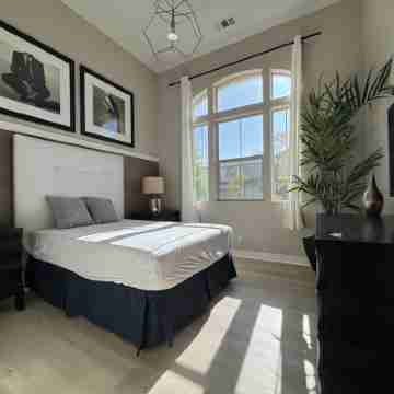 Beacon Park Spa Retreat/4b3b Office Spa Rooms