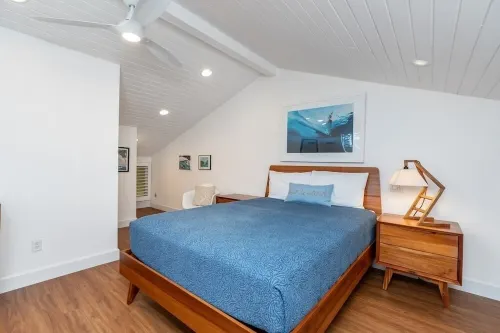 Walk to the beach!  North Shore Surf House