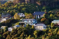 Akaroa Holiday Home.  Spacious, sunny, harbour views and close to town. Sleeps 8