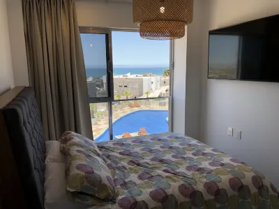 Amazing Views | Modern 1BR | Pools | Gym | Cinema | Netflix