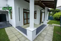 Charming 2-Bedroom villa in Colombo