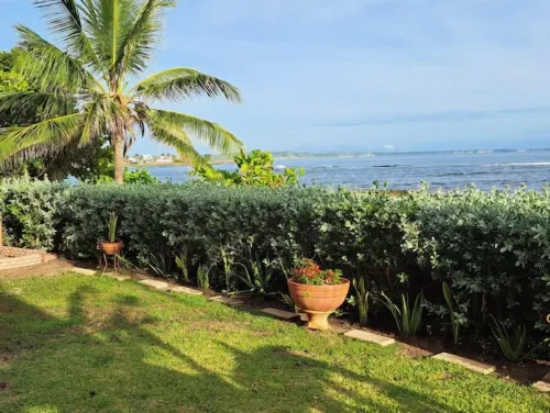 La Villa Dans lo Hotels in Le Moule