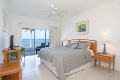 Right on the Beach! Ground Floor 2BD/2BA Condo at Castaways Cove in the East End