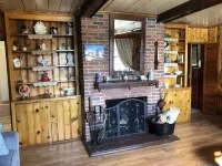 Cozy Lakeside Retreat