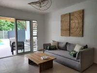 Villa de Charme Avec Piscine 1 Minute d une Superbe Plage Hotel a Sainte-Luce