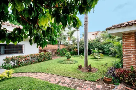 Large, Private/Gated Home in Golden Zone. Pool, Big Yard & 3 blocks to beach!