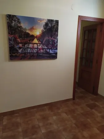 VERY SPACIOUS APARTMENT IN THE CENTER OF SANXENXO VERY CLOSE TO THE BEACH. ID9024613