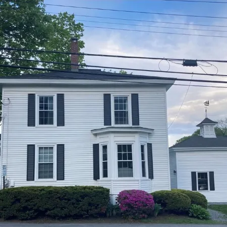 Circa 1850 Federal - 3 Bedroom 2 Bath Home In The Heart of Bath, Maine.