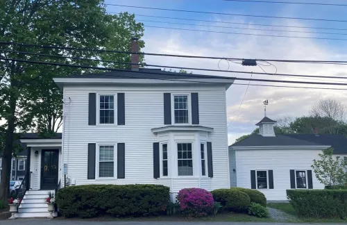 Circa 1850 Federal - 3 Bedroom 2 Bath Home In The Heart of Bath, Maine. - Homestays