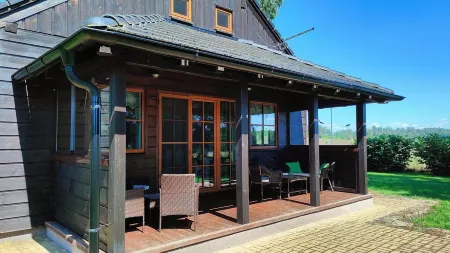 Exclusive Retreat near the Bohemian Switzerland National Park with 3 bedrooms! Отели в г. Јанов
