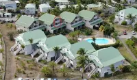 Maracuja 16, in the center of Orient Bay, beach 100m away