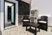 Casa da Portada, by the fountain with views to Calheta