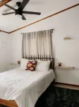 The Sawyer House-- Entire Home in the Heart of Sawyer