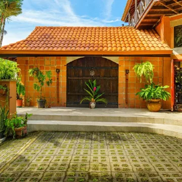 Experience the Pure Life in the Private Jungle Paradise of Ojochal