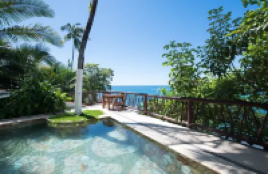 Beachfront Steps from Romantic Zone: Casa Cuatro Abrazos (Lower Half) Hotels in Conchas Chinas