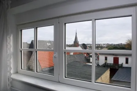 Studio with panoramic view, centrally located in d. Old town, quiet location with WLAN