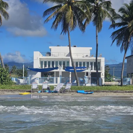 Escape to Secluded Beach in this m new modern 4 bedroom/4 bath villa