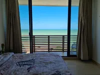 Escape to Paradise, Minimalist 4-BR Beachfront: 300 Mbps with amazing views