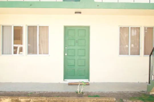 Charming 2BD Private Condo for Families/ 3 beds / washer and dryer in building