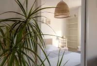 APARTMENT T2 150 m FROM THE SEA BEACH 800m EVERYTHING ON FOOT ( WI-FI) BICYCLES